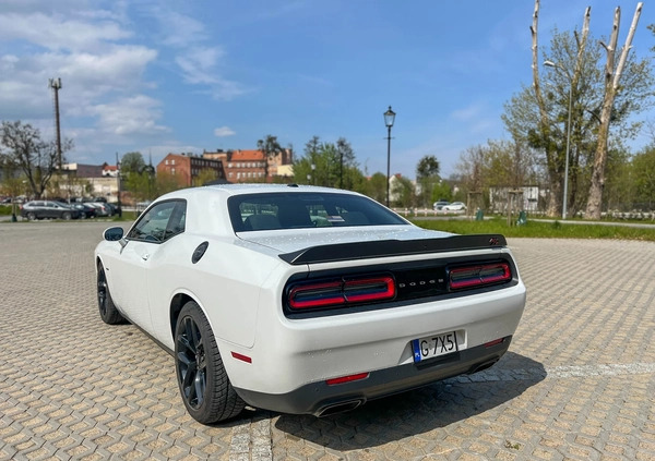 Dodge Challenger cena 139000 przebieg: 55000, rok produkcji 2019 z Wejherowo małe 781